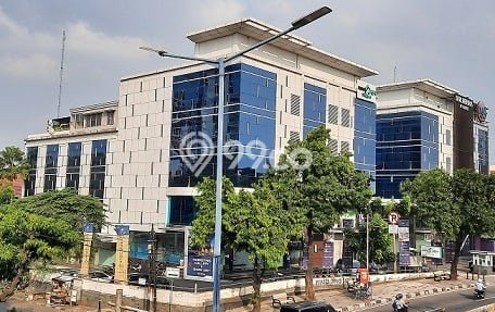 Ruko untuk Disewa di Pusat Jakarta Selatan Luas Bangunan 1m2 Ruko untuk Disewa di Pusat Jakarta Selatan Luas Bangunan 1m2