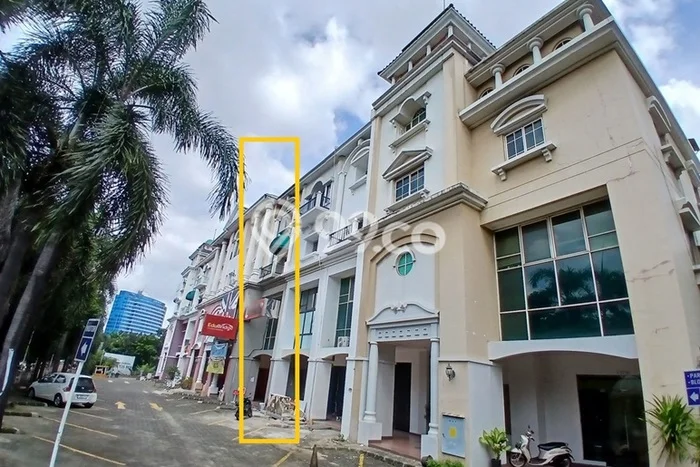 Ruko Disewa di Jakarta Selatan dengan LB 1m2 Area Komersial Ramai Ruko Disewa di Jakarta Selatan dengan LB 1m2 Area Komersial Ramai