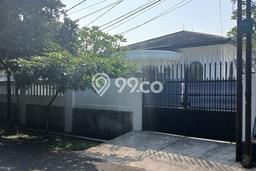 Disewakan Rumah Nyaman LT 1000m2 / LB 500m2 di Kemang, Jakarta Selatan Disewakan Rumah Nyaman LT 1000m2 / LB 500m2 di Kemang, Jakarta Selatan