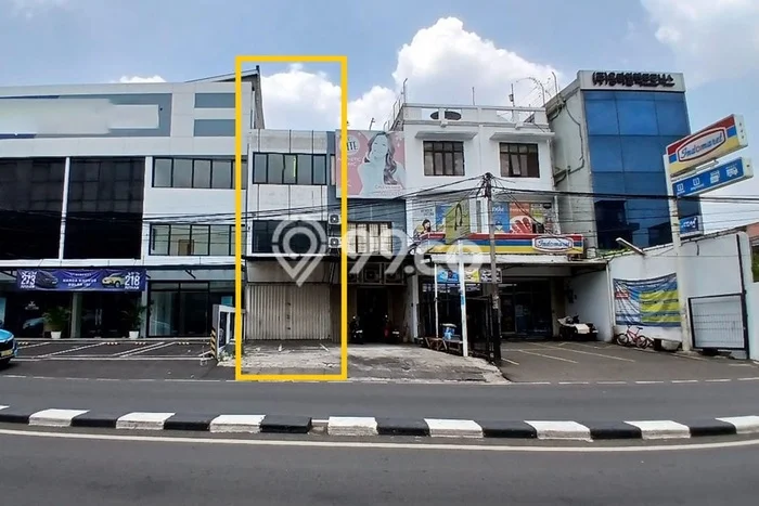 FOR RENT! Ruko di Radio Dalam Cocok untuk Bisnis 1m2 FOR RENT! Ruko di Radio Dalam Cocok untuk Bisnis 1m2