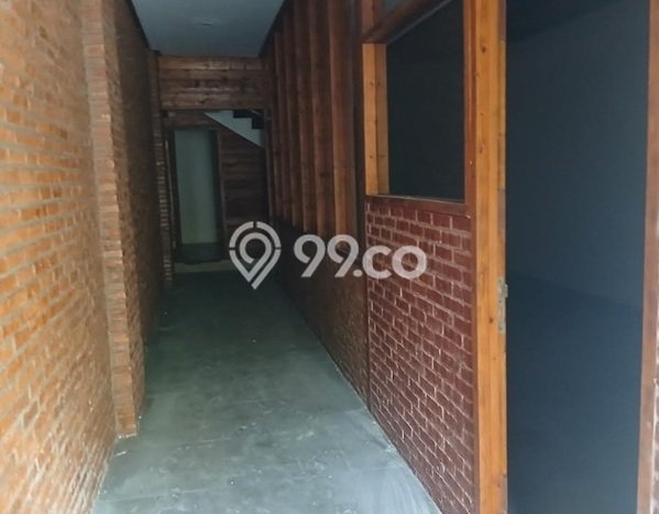 FOR RENT! Ruko di Patal Senayan Cocok untuk Bisnis 1m2 FOR RENT! Ruko di Patal Senayan Cocok untuk Bisnis 1m2