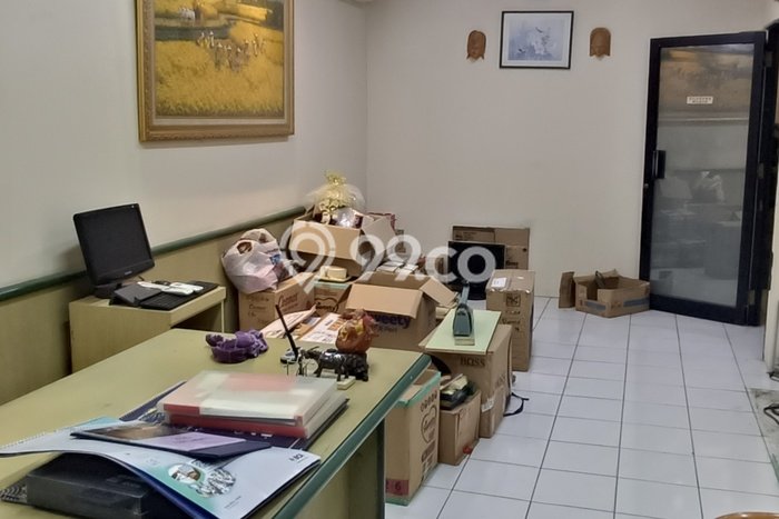 Ruko Dijual di Prime Area Jakarta Barat Luas 110m2 Ruko Dijual di Prime Area Jakarta Barat Luas 110m2