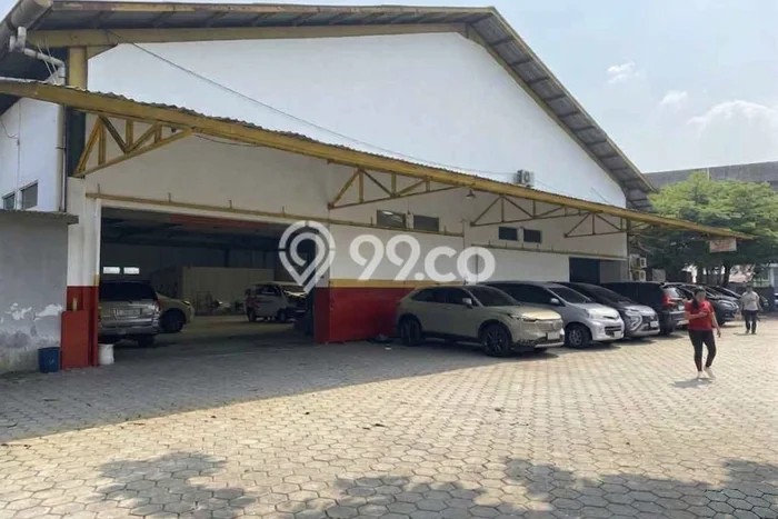 Unit Komersial Disewa Lokasi Bogor Barat, Bogor Spesifikasi Luas Bangunan 1300m2 Unit Komersial Disewa Lokasi Bogor Barat, Bogor Spesifikasi Luas Bangunan 1300m2