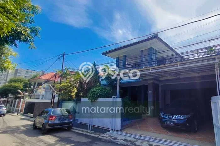 Sewa Rumah Murah di Pasteur Bandung dengan 4 Kamar Tidur Sewa Rumah Murah di Pasteur Bandung dengan 4 Kamar Tidur