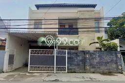 Jual Rumah Luas Megah Dengan View Eksklusif di Cikutra, Bandung Jual Rumah Luas Megah Dengan View Eksklusif di Cikutra, Bandung