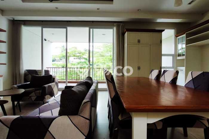 Rumah Luxury Modern Tanpa Renovasi di Ciumbuleuit Bandung Rumah Luxury Modern Tanpa Renovasi di Ciumbuleuit Bandung