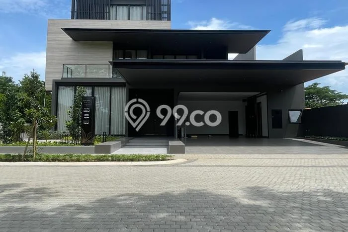 Vila Terawat di BSD, Dimensi 727m2m², Kawasan Tenang dan nyaman Vila Terawat di BSD, Dimensi 727m2m², Kawasan Tenang dan nyaman