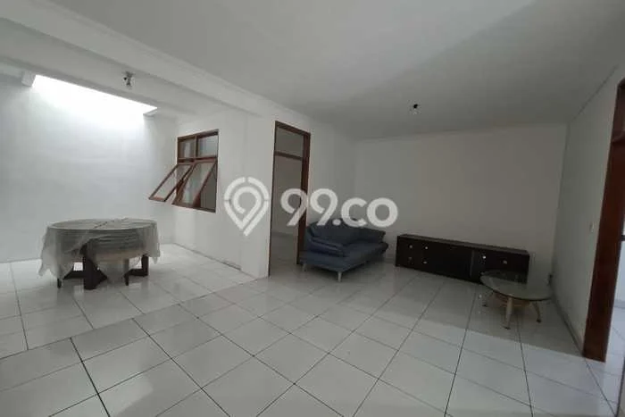 Disewakan! Rumah 3 Kamar Tidur &
1 Kamar Mandi di Pasir Koja, Bandung Disewakan! Rumah 3 Kamar Tidur &
1 Kamar Mandi di Pasir Koja, Bandung