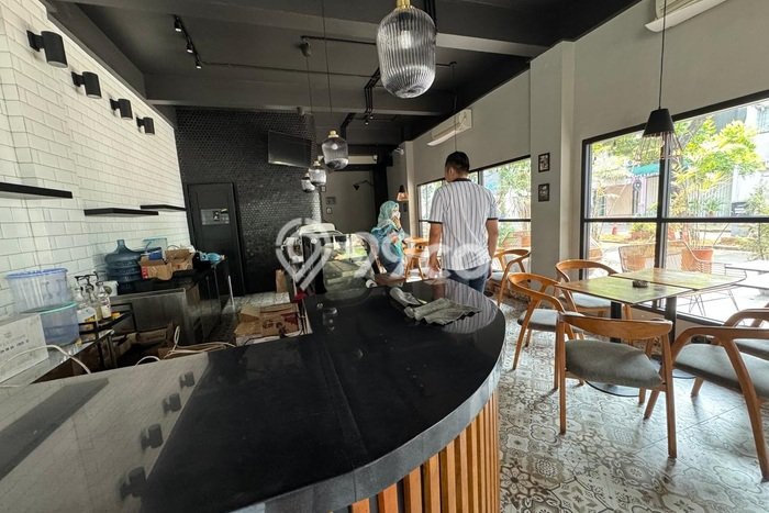 Ruko untuk Disewa di Pusat Jakarta Timur Luas Bangunan 200m2 Ruko untuk Disewa di Pusat Jakarta Timur Luas Bangunan 200m2