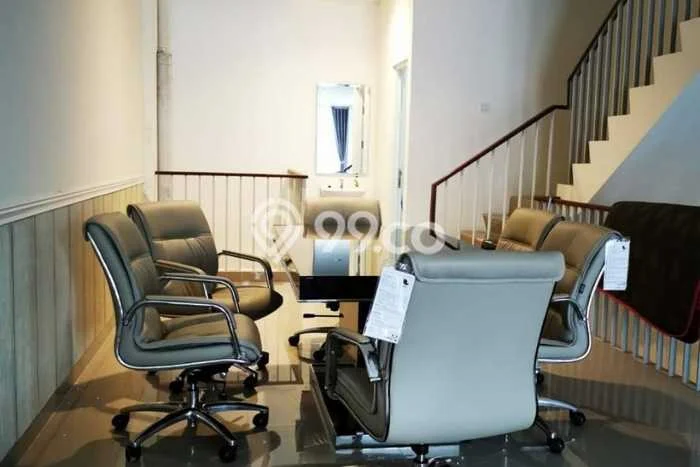 Lokasi Strategis! Dijual Ruko Bisnis di Jatisampurna, Bekasi Kondisi Baik Lokasi Strategis! Dijual Ruko Bisnis di Jatisampurna, Bekasi Kondisi Baik