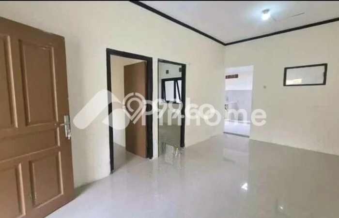 Rumah Minimalis Favorit Dijual Area Menganti LT 84m2 Rumah Minimalis Favorit Dijual Area Menganti LT 84m2