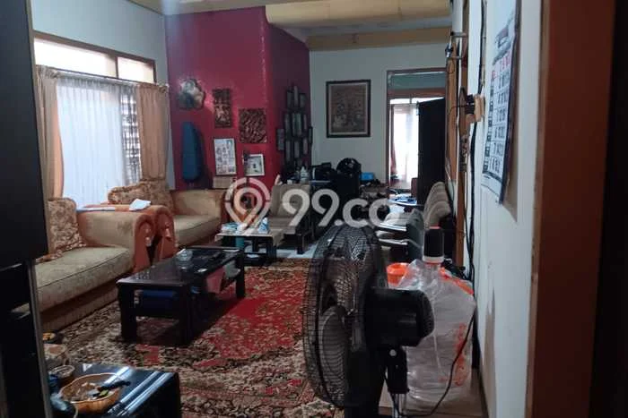 Rumah Modern Cantik 5 Kamar Siap Huni di Lowokwaru Rumah Modern Cantik 5 Kamar Siap Huni di Lowokwaru