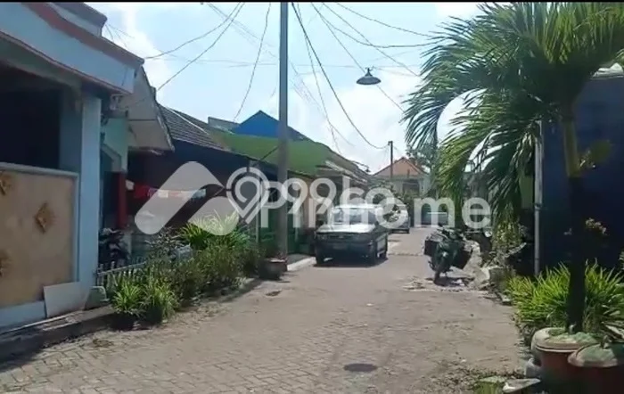 Rumah Minimalis Favorit Dijual Area Menganti LT 84m2 Rumah Minimalis Favorit Dijual Area Menganti LT 84m2