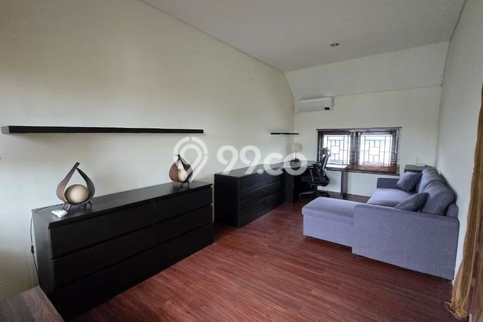 LOKASI PREMIUM! Vila di , Luas 0m2m², Dekat ke Fasilitas Umum LOKASI PREMIUM! Vila di , Luas 0m2m², Dekat ke Fasilitas Umum
