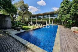 Hunian Elit LB 938m2 Siap Huni Desain Elegan di Pejaten, Jakarta Selatan Hunian Elit LB 938m2 Siap Huni Desain Elegan di Pejaten, Jakarta Selatan