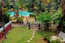 LOKASI PREMIUM! Rumah Berkembang di Cinere, LT 300m² Bangunan 212m² LOKASI PREMIUM! Rumah Berkembang di Cinere, LT 300m² Bangunan 212m²