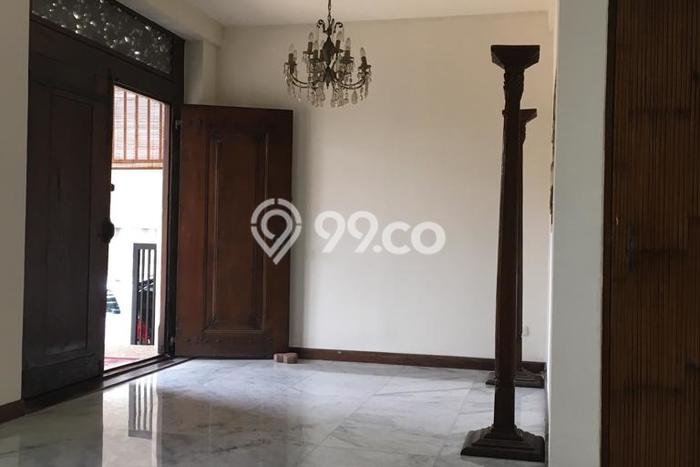Disewakan! Rumah 4 Kamar Tidur &
4 Kamar Mandi di Kemang, Jakarta Selatan Disewakan! Rumah 4 Kamar Tidur &
4 Kamar Mandi di Kemang, Jakarta Selatan