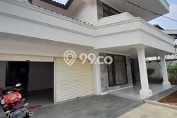 Disewakan! Rumah 3 Kamar Tidur &
3 Kamar Mandi di Antasari, Jakarta Selatan Disewakan! Rumah 3 Kamar Tidur &
3 Kamar Mandi di Antasari, Jakarta Selatan