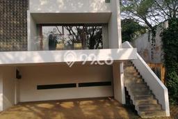 Disewakan! Rumah 4 Kamar Tidur &
4 Kamar Mandi di Jati Padang, Jakarta Selatan Disewakan! Rumah 4 Kamar Tidur &
4 Kamar Mandi di Jati Padang, Jakarta Selatan