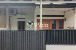 For Sale Rumah 2 Kamar Lokasi Ideal Bagus dan Strategis di Cipondoh For Sale Rumah 2 Kamar Lokasi Ideal Bagus dan Strategis di Cipondoh