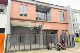 Dijual Cepat Rumah Bagus Siap Huni LB 137m2 di Colomadu, Karanganyar Dijual Cepat Rumah Bagus Siap Huni LB 137m2 di Colomadu, Karanganyar