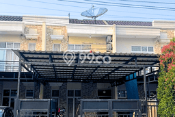 Rumah Modern 3 KT di Taman Surya Jakarta Barat Semi Furnished Rumah Modern 3 KT di Taman Surya Jakarta Barat Semi Furnished