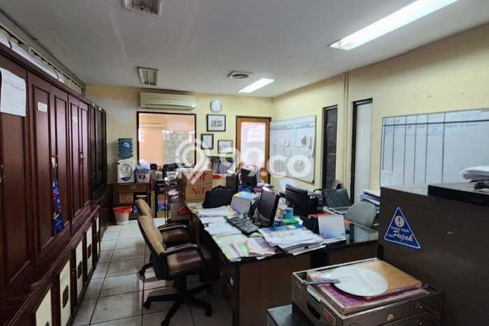 Kantor Paling Dicari LB 2402m2 Dijual di Menteng Kantor Paling Dicari LB 2402m2 Dijual di Menteng