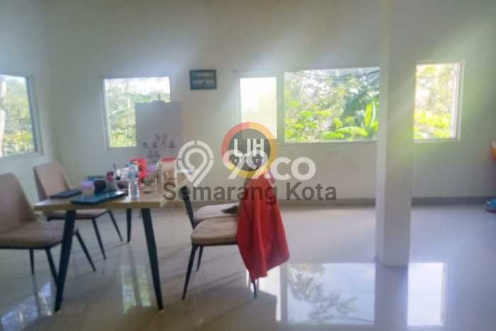Rumah Modern 6 KT di Kopeng Salatiga Unfurnished Rumah Modern 6 KT di Kopeng Salatiga Unfurnished