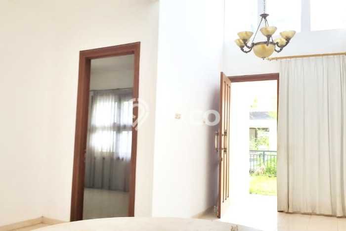 Jual Rumah Luas Megah Dengan View Eksklusif di Candi Golf, Semarang Jual Rumah Luas Megah Dengan View Eksklusif di Candi Golf, Semarang