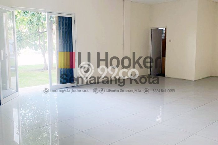 Lokasi Strategis! Dijual Gudang Bisnis di Semarang Utara, Semarang Kondisi Bagus Lokasi Strategis! Dijual Gudang Bisnis di Semarang Utara, Semarang Kondisi Bagus