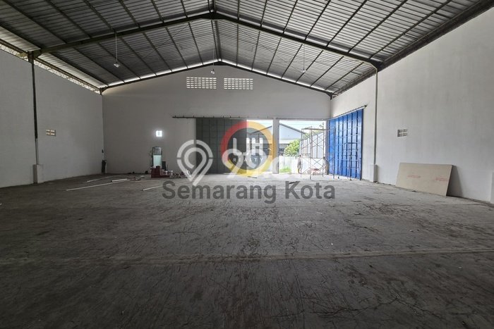 Disewakan Gudang komersial di Ngaliyan luas bangunan 820m2 Disewakan Gudang komersial di Ngaliyan luas bangunan 820m2