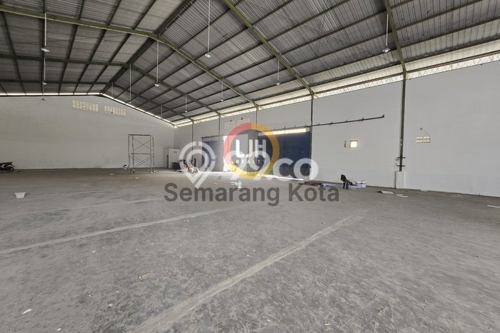 Disewakan Gudang komersial di Ngaliyan luas bangunan 820m2 Disewakan Gudang komersial di Ngaliyan luas bangunan 820m2