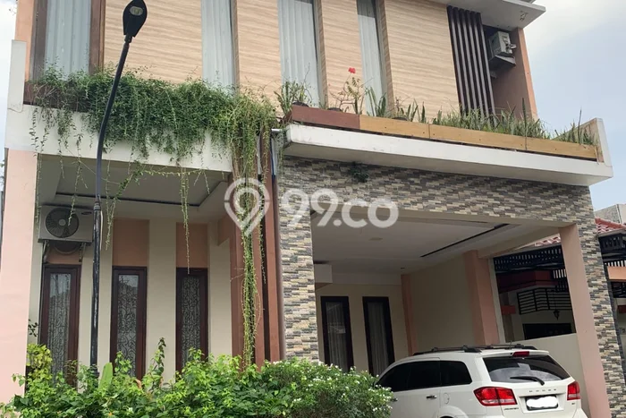 Dijual Rumah Luas Megah Dengan View Eksklusif di Ketintang, Surabaya Dijual Rumah Luas Megah Dengan View Eksklusif di Ketintang, Surabaya