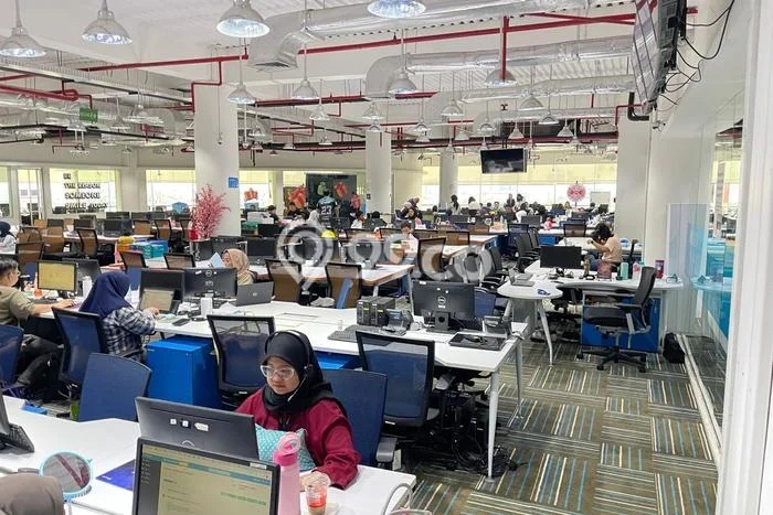 Unit Kantor Disewakan di Mangga Dua di Area Ramai & Strategis Unit Kantor Disewakan di Mangga Dua di Area Ramai & Strategis