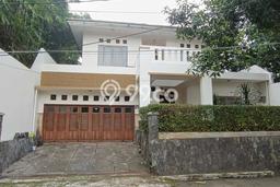 Jual Rumah Mewah Megah Dengan View Eksklusif di Bintaro, Tangerang Selatan Jual Rumah Mewah Megah Dengan View Eksklusif di Bintaro, Tangerang Selatan