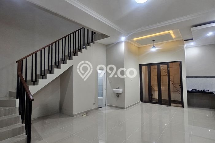 Rumah Minimalis 3 KT di Bintaro Tangerang Selatan Semi Furnished Rumah Minimalis 3 KT di Bintaro Tangerang Selatan Semi Furnished