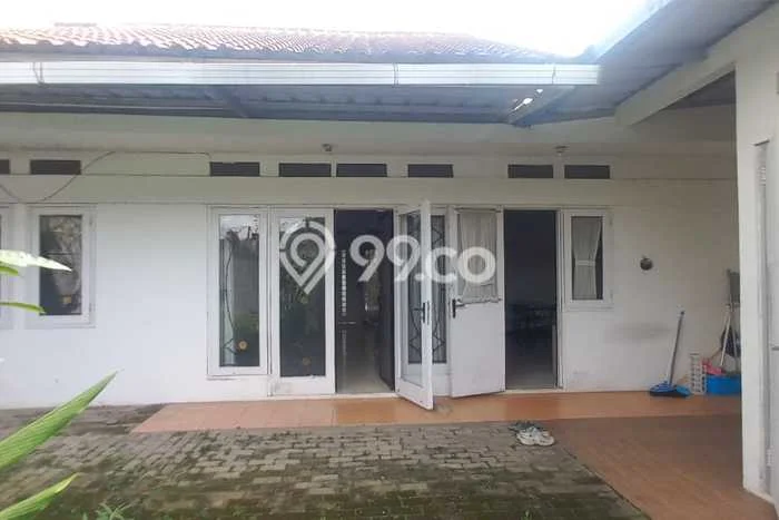 Rumah Sewa Bandung LT 189m2 LB 100m2 Kawasan Kota Baru Parahyangan Rumah Sewa Bandung LT 189m2 LB 100m2 Kawasan Kota Baru Parahyangan