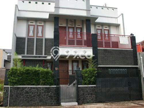 Rumah di Cilengkrang, Bandung, Luas 100m² LB 200m² Rumah di Cilengkrang, Bandung, Luas 100m² LB 200m²