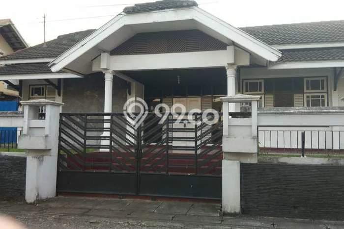 Hunian Mewah Siap Huni LT 935m2 di Ilir Barat I, Palembang Hunian Mewah Siap Huni LT 935m2 di Ilir Barat I, Palembang