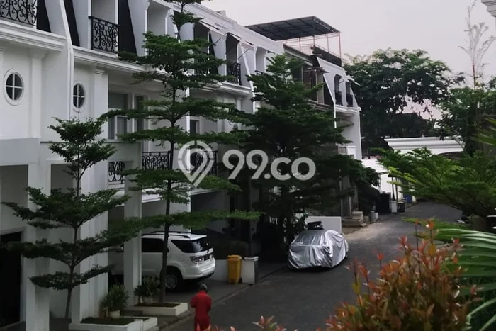 Hunian Mewah LB 304m2 Siap Huni Desain Elegan di Joglo, Jakarta Barat Hunian Mewah LB 304m2 Siap Huni Desain Elegan di Joglo, Jakarta Barat