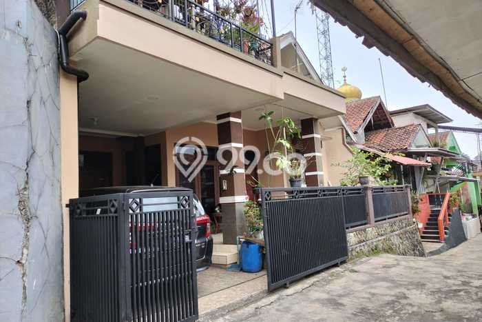 Rumah Modern Minimalis 4 Kamar Siap Huni di Cileunyi Rumah Modern Minimalis 4 Kamar Siap Huni di Cileunyi