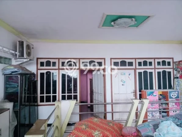 Dijual Rumah 4 Kamar Lokasi Strategis Nyaman dan Strategis di Simokerto Dijual Rumah 4 Kamar Lokasi Strategis Nyaman dan Strategis di Simokerto