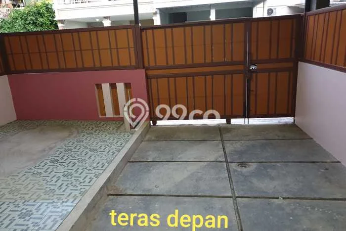 Dijual Rumah 3 Kamar Lokasi Ideal Bagus dan Strategis di Karawaci Dijual Rumah 3 Kamar Lokasi Ideal Bagus dan Strategis di Karawaci