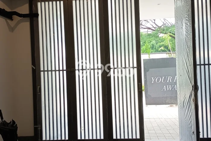 Rumah Modern LB/LT 568m2/480m2 Siap Huni Area Alam Sutera, Tangerang Rumah Modern LB/LT 568m2/480m2 Siap Huni Area Alam Sutera, Tangerang