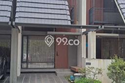 For Sale Rumah 2 Kamar Lokasi Ideal Bagus dan Strategis di BSD For Sale Rumah 2 Kamar Lokasi Ideal Bagus dan Strategis di BSD