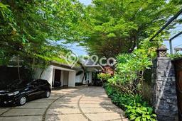 Rumah Elit LB 700m2 Siap Pakai Desain Elegan di Ampera, Jakarta Selatan Rumah Elit LB 700m2 Siap Pakai Desain Elegan di Ampera, Jakarta Selatan