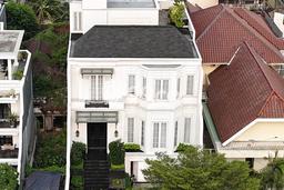 Hunian Mewah Siap Huni LT 474m2 di Menteng, Jakarta Pusat Hunian Mewah Siap Huni LT 474m2 di Menteng, Jakarta Pusat