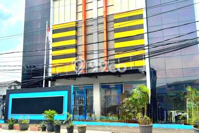 Dijual! Kantor di Pondok Pinang Jakarta Selatan LT 1001m2 / LB 2400m2 Kawasan Strategis Dijual! Kantor di Pondok Pinang Jakarta Selatan LT 1001m2 / LB 2400m2 Kawasan Strategis