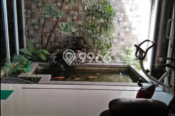 Rumah Mewah Dijual LT 253m2 di Gayungan, Surabaya Rumah Mewah Dijual LT 253m2 di Gayungan, Surabaya