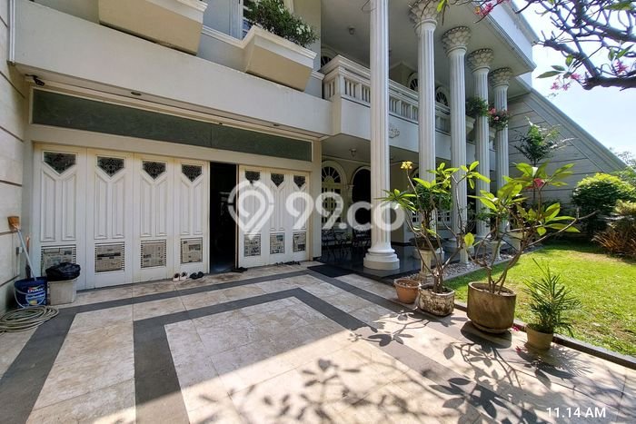 Rumah Elit LB 1m2 Siap Huni Desain Elegan di Kertajaya, Surabaya Rumah Elit LB 1m2 Siap Huni Desain Elegan di Kertajaya, Surabaya
